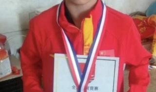 全红婵:被举起来好痛 全红婵:被举起来好痛