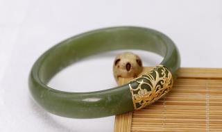 玉镯子裂缝怎么修补